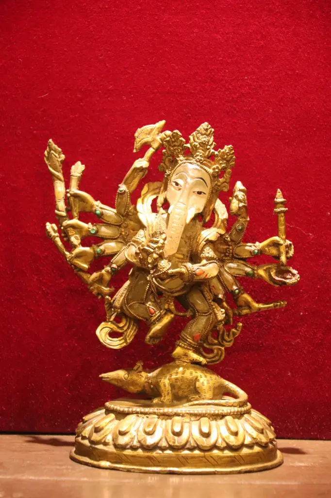 1 Ganesha Dancing Crystal 21cm 1 (12).webp