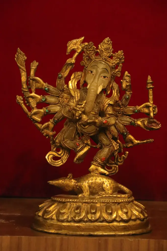 1 Ganesha Dancing Crystal 21cm 1 (17).webp