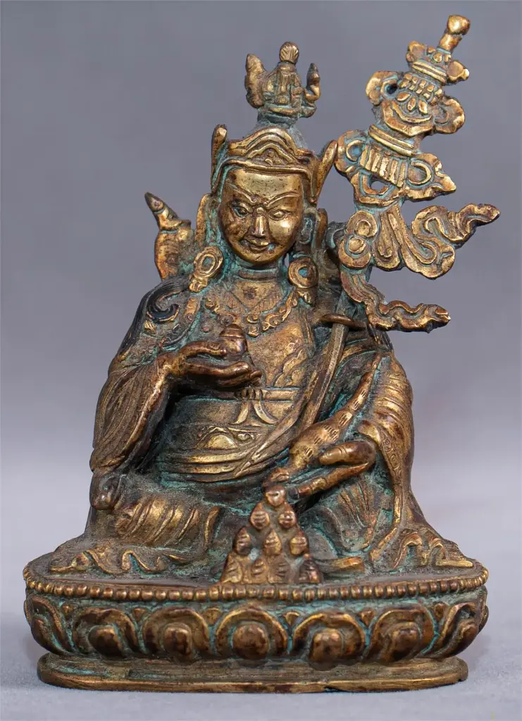 Guru Rinpoche Statue -  Master of Fearless Enlightenment